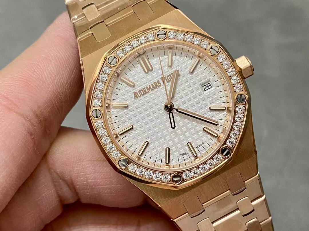 Audemars Piguet  オーデマピゲ  ロイヤル オーク オートマティック