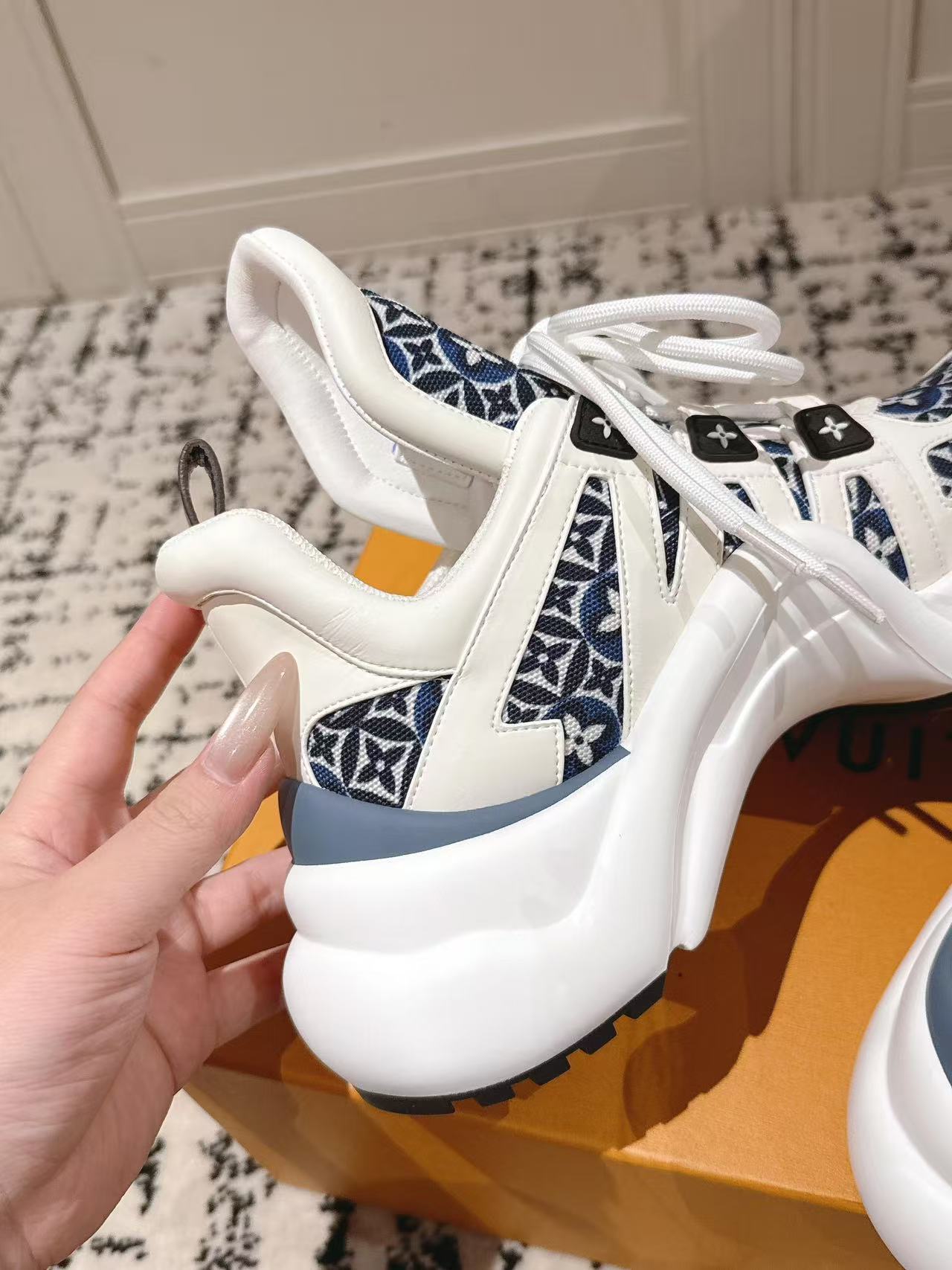 Louis vuitton アークライト スニーカー