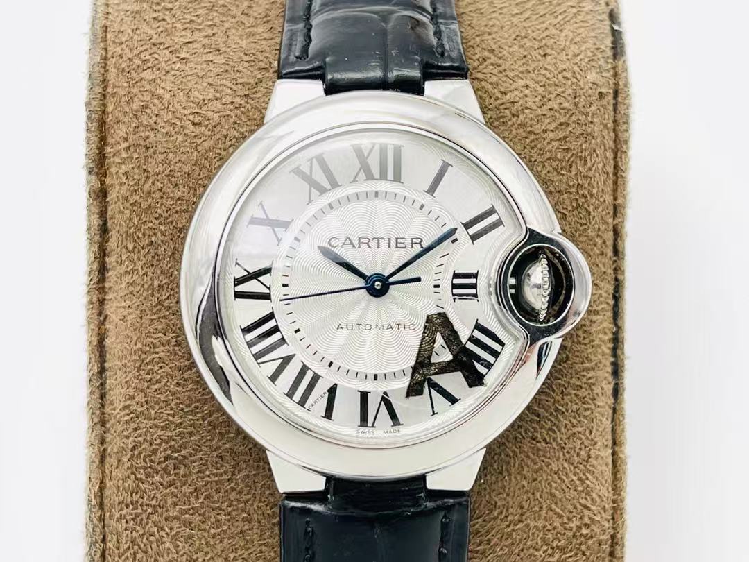 Cartier Ballon Bleu de Cartier watch バロン ブルー ドゥ カルティエ ウォッチ