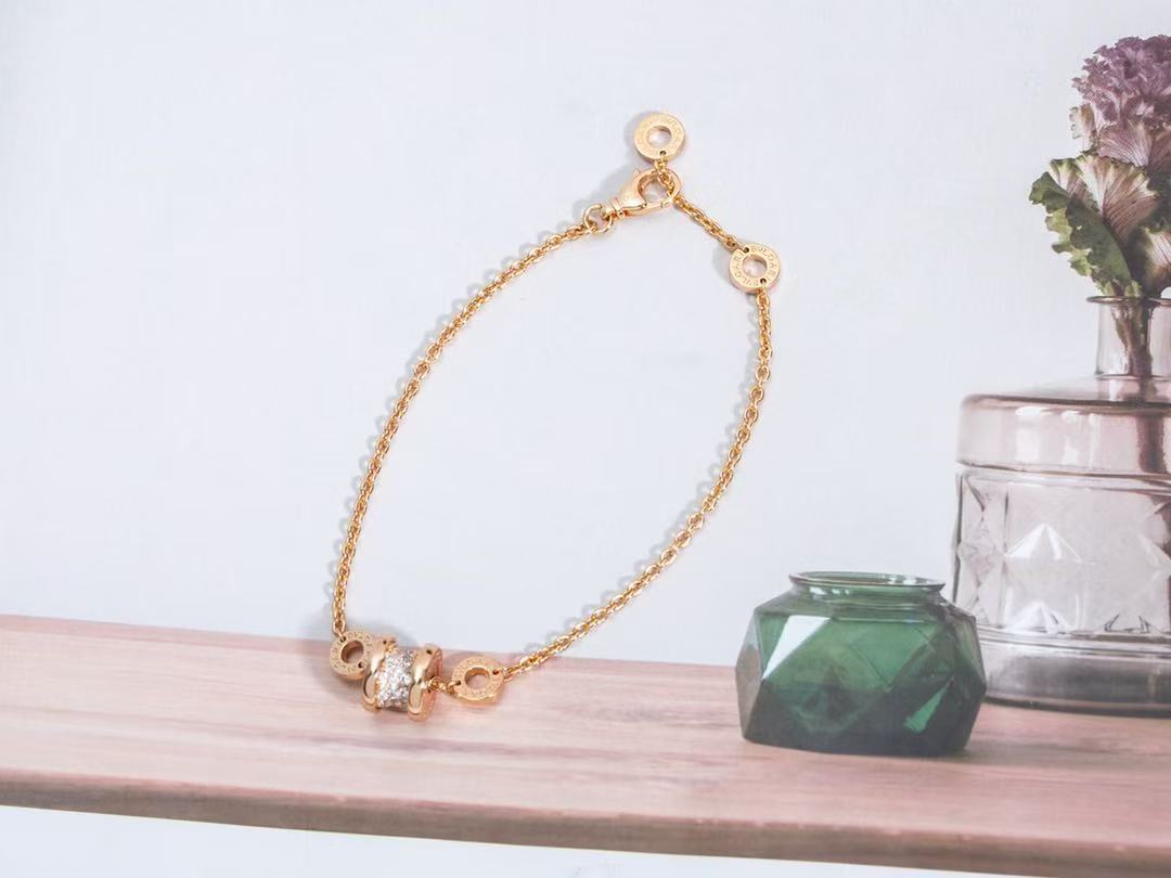 Bvlgari ビー・ゼロワン ブレスレット