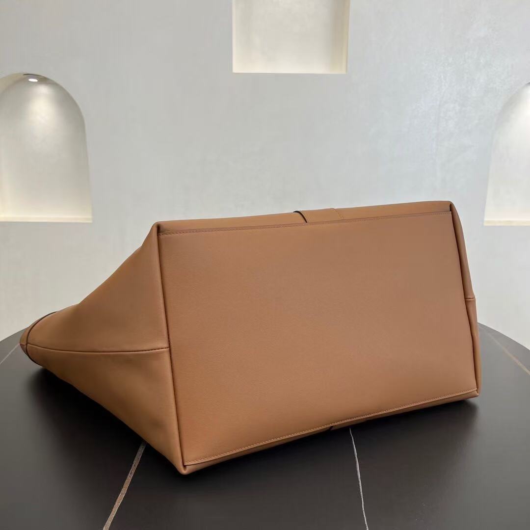 Saint Laurent サンローラン トート（レザー）