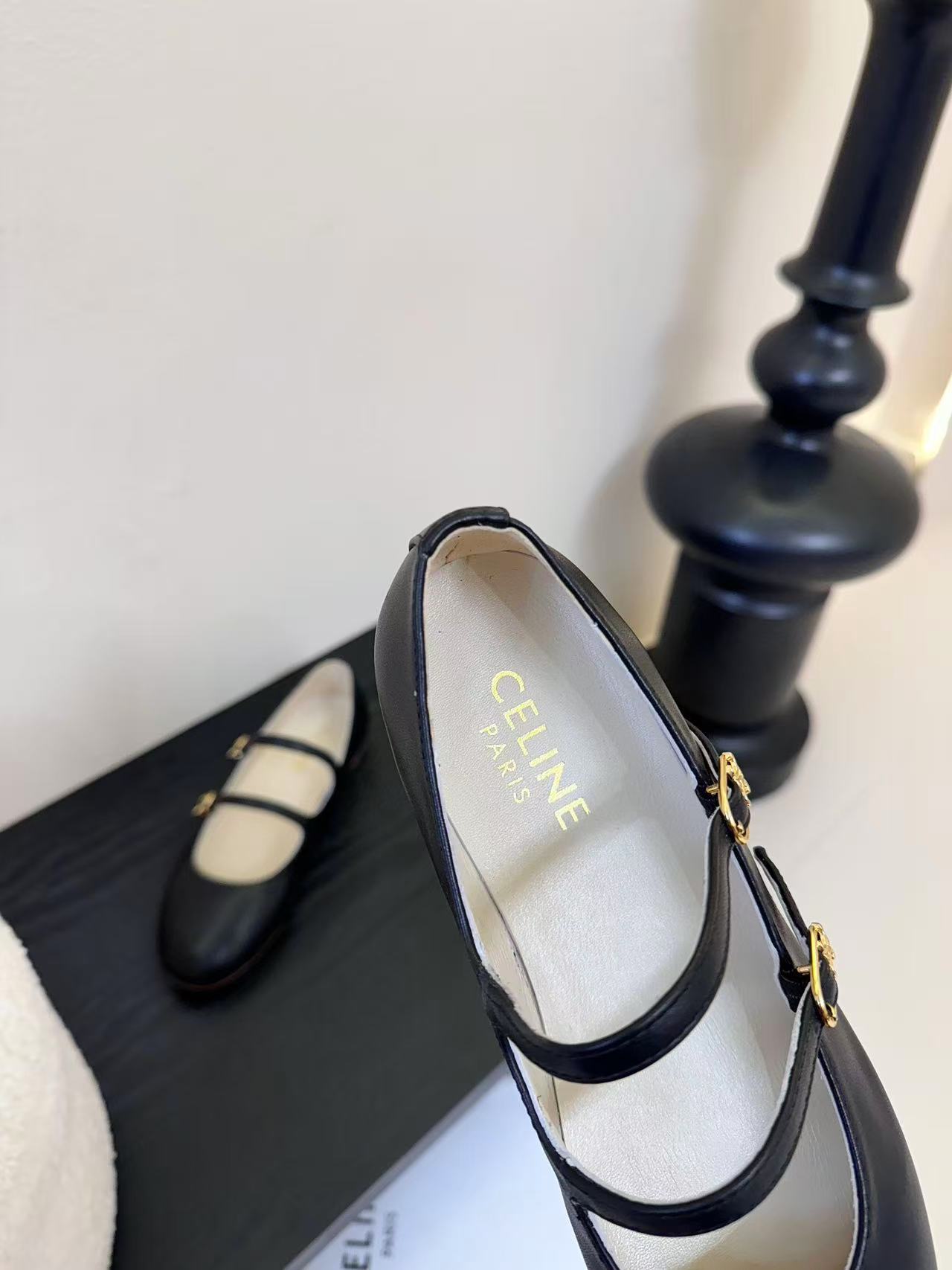 LES BALLERINES CELINE ダブルストラップ / ラムスキン