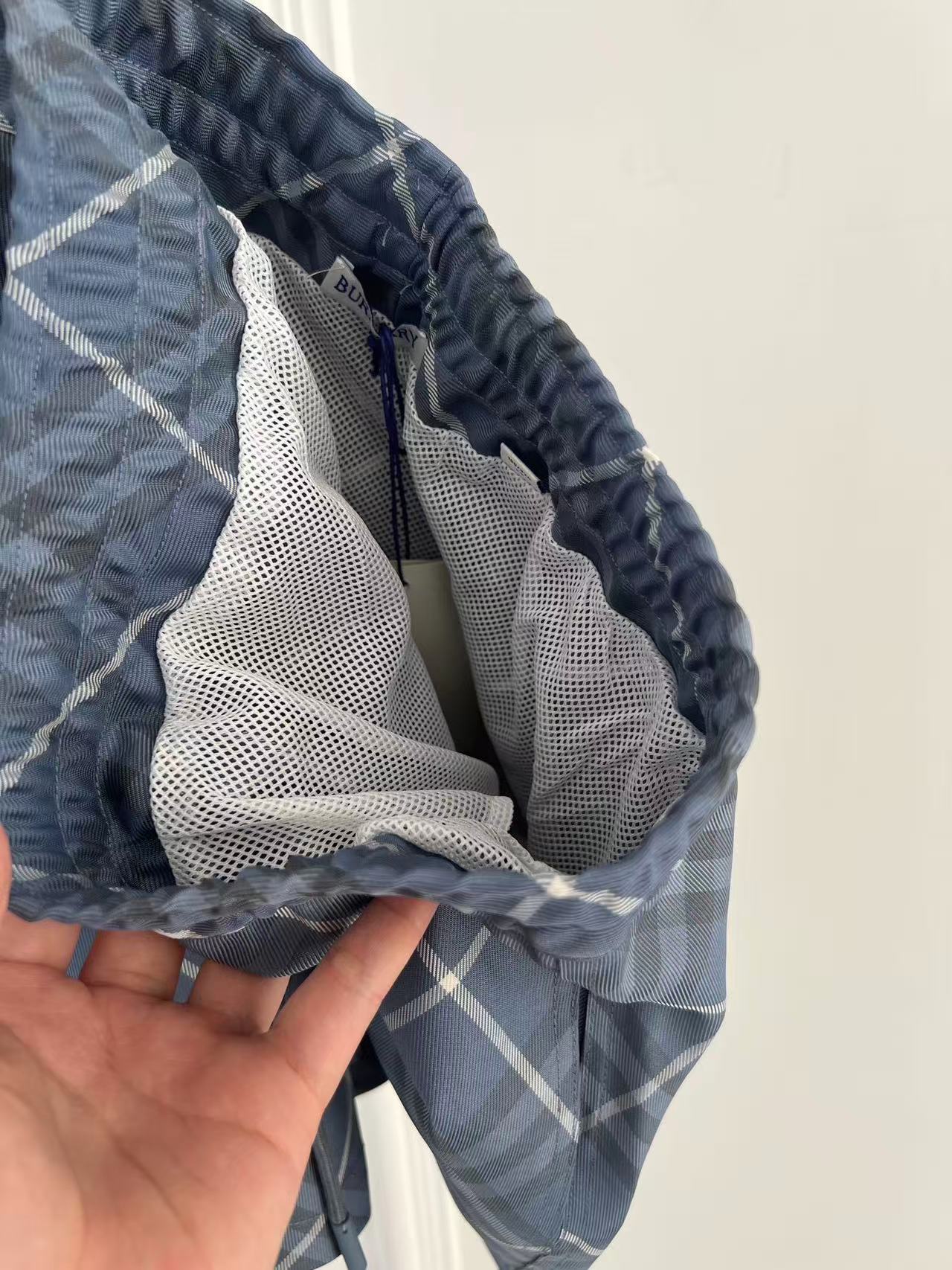 Burberry チェック スイムショーツ