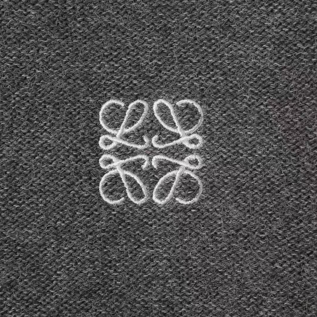 Loewe フーディー（ウール）