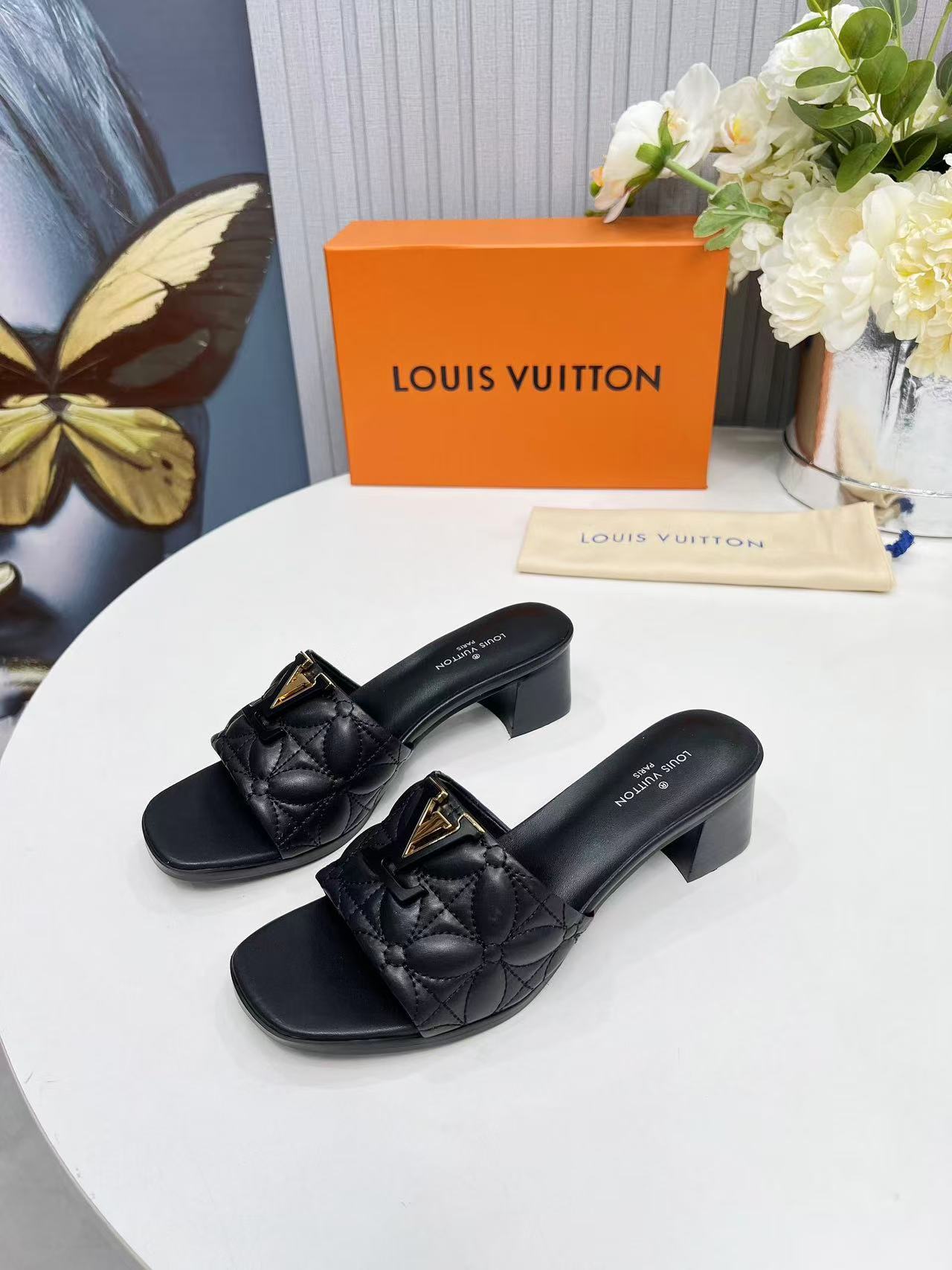 Louis vuitton マレ ミュール