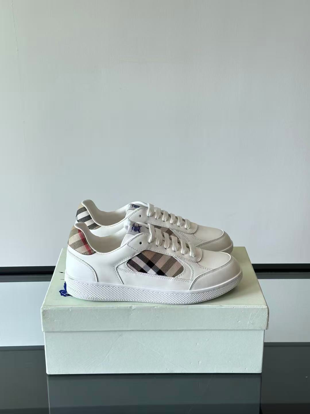Burberry レザー＆チェック テラススニーカー​