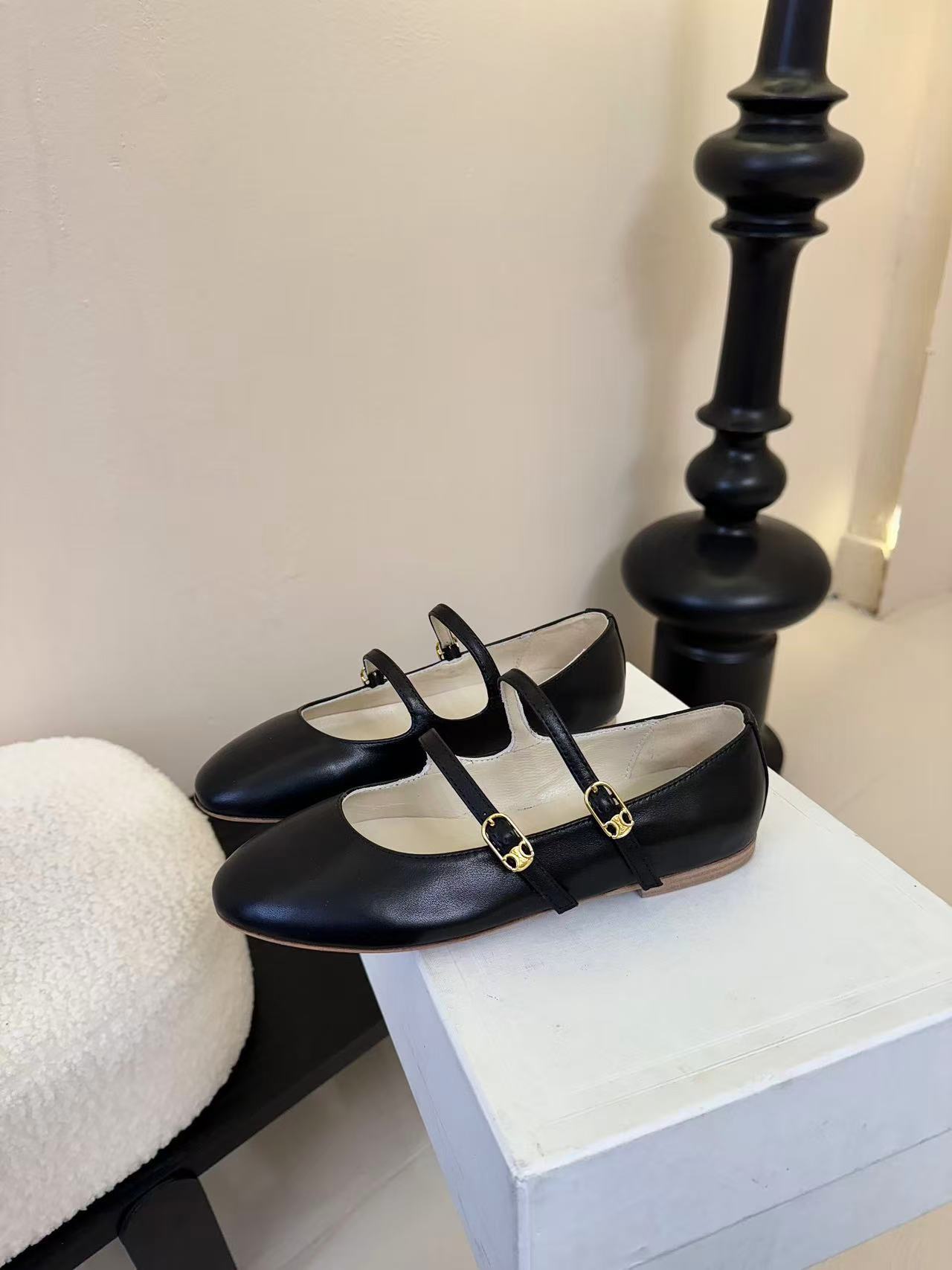 LES BALLERINES CELINE ダブルストラップ / ラムスキン