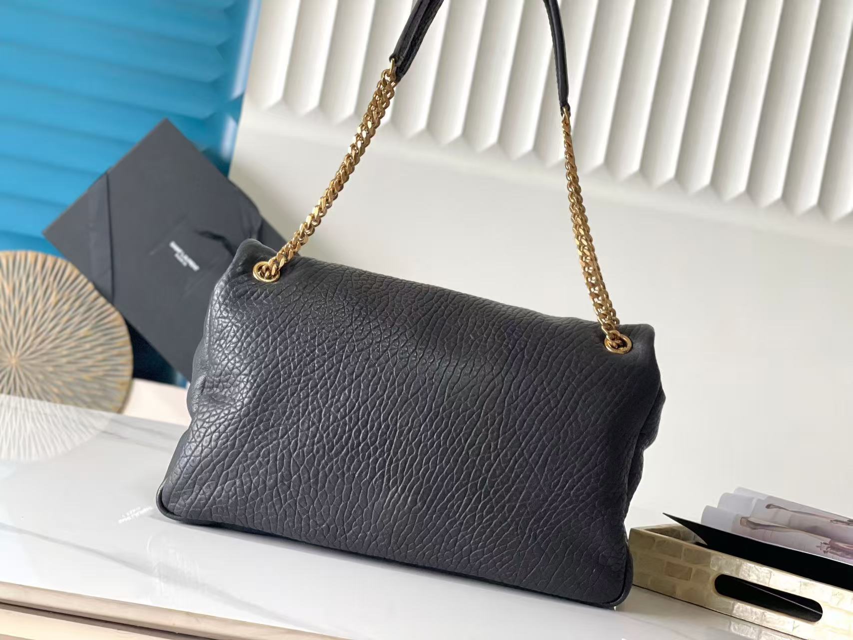   Saint Laurent サンローラン  カリプソ ラージ（グレインラムスキン）