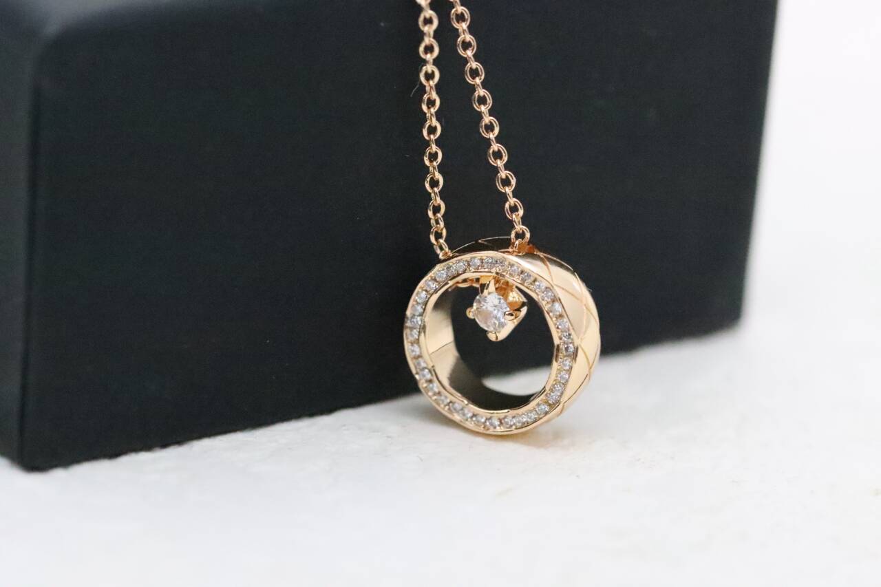 ココ クラッシュ コレクション ネックレス 18Kベージュゴールド、ダイヤモンド