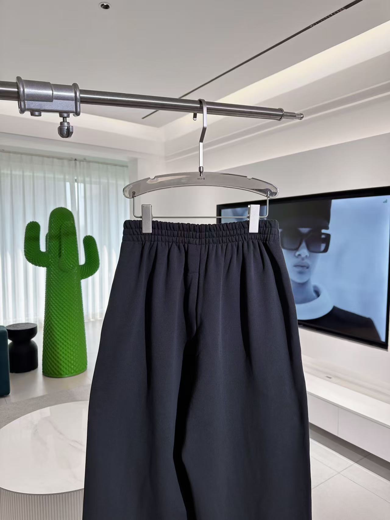 Balenciaga ブラック の メンズ BASKETBALL SERIES - バギー スウェットパンツ