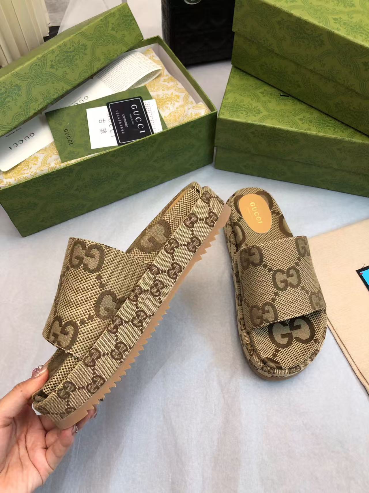 GUCCI ウィメンズ プラットフォーム スライドサンダル