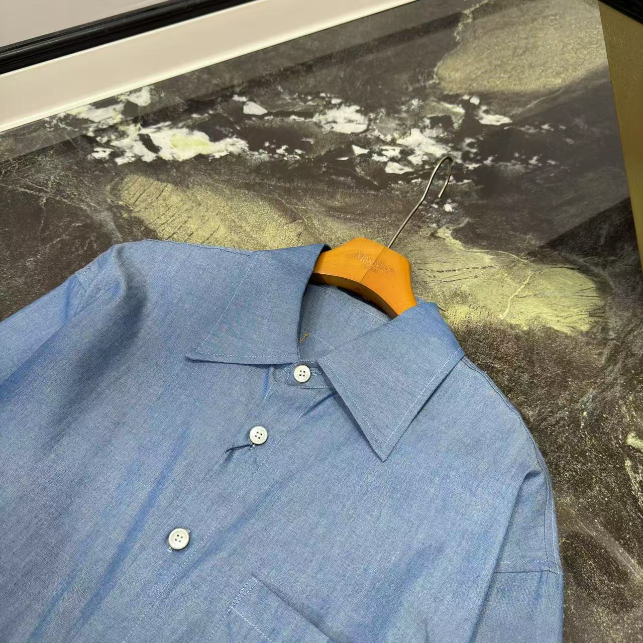 LV エンブロイダリー シャンブレー ショートスリーブシャツ+ショーツ