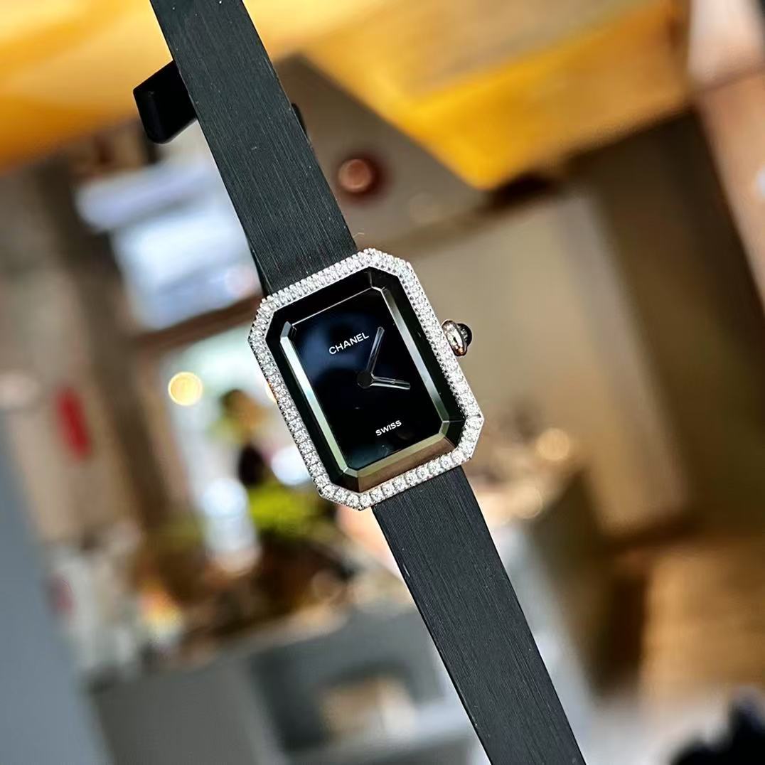 CHANEL プルミエール リボン