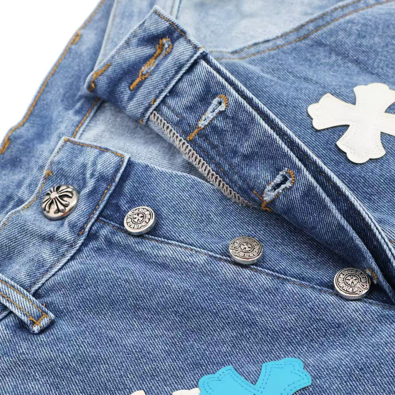 CHROME HEARTS　デニムパンツ