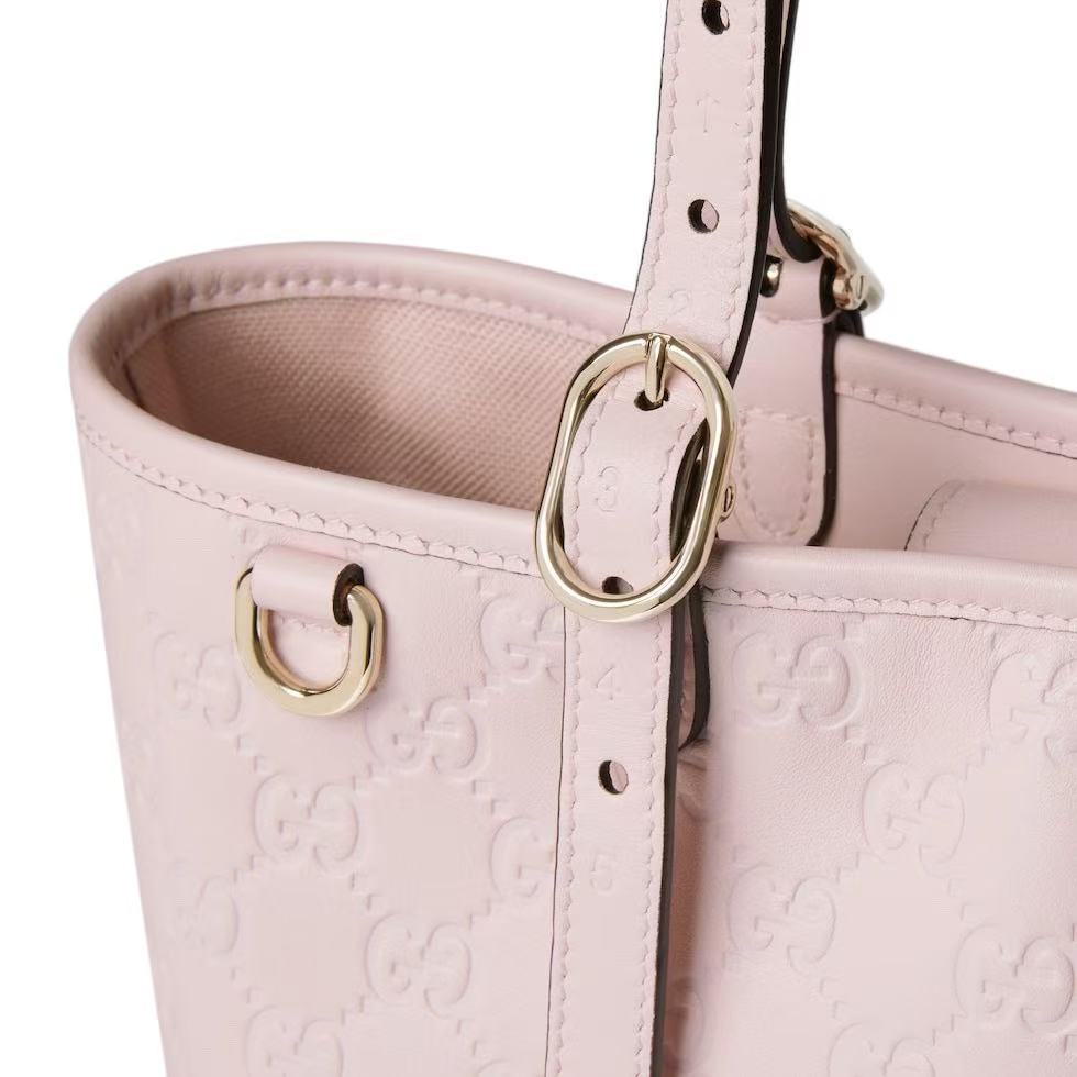 GUCCI〔GGエンブレム〕ミディアム トートバッグ