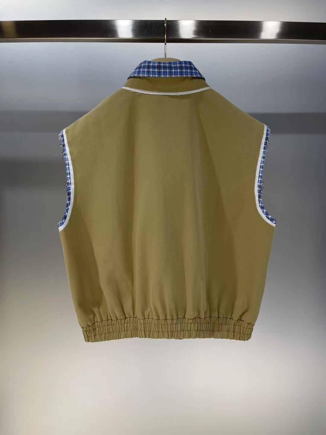 MIUMIU チノ ベスト