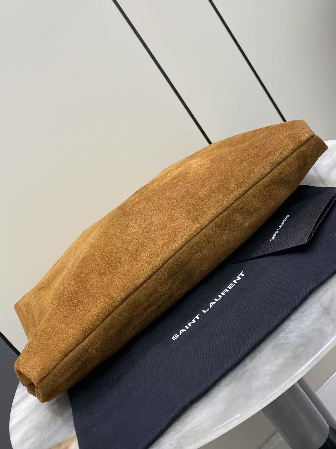  Saint Laurent サンローラン アマリア（スエード）