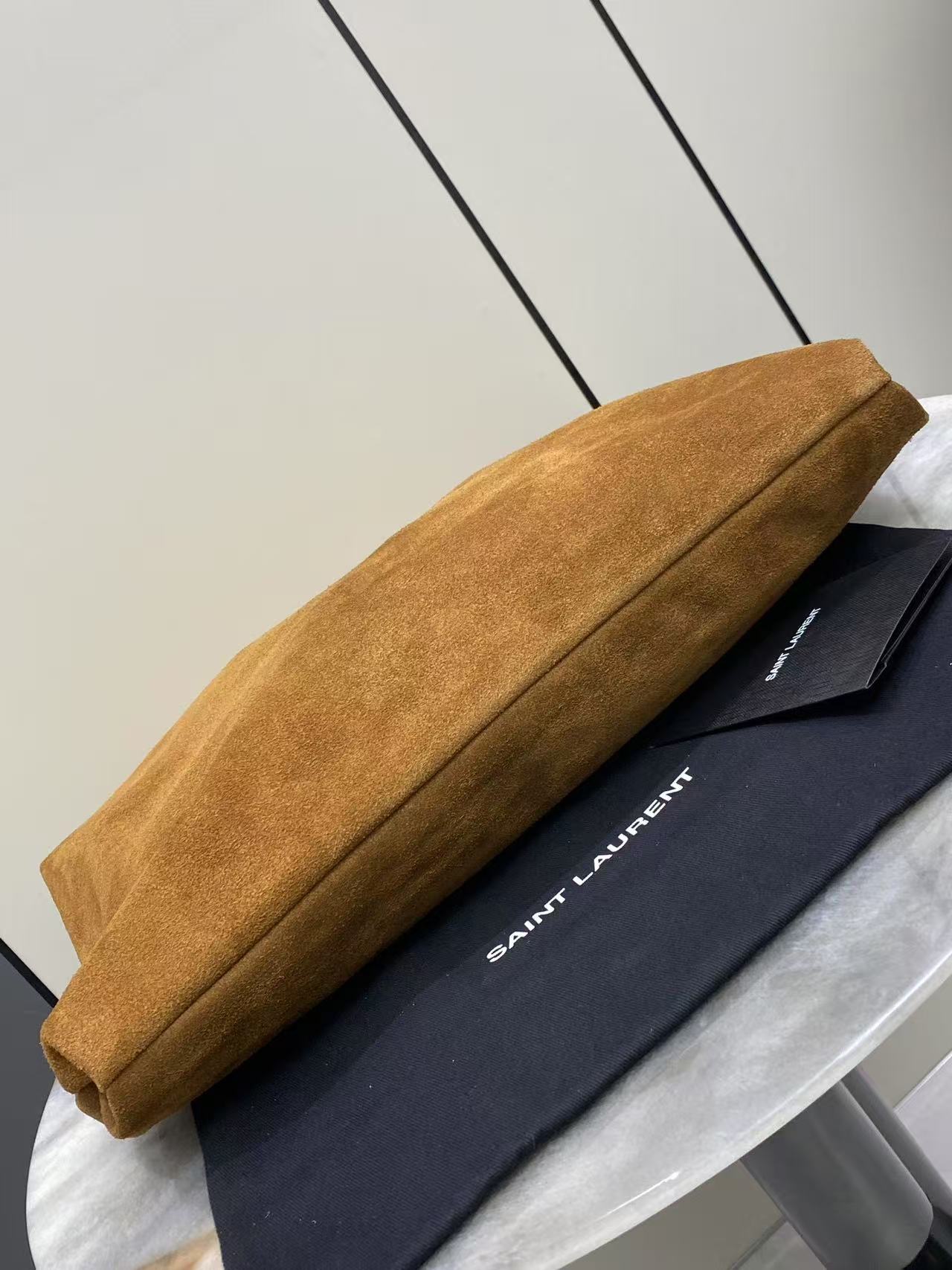  Saint Laurent サンローラン アマリア（スエード）