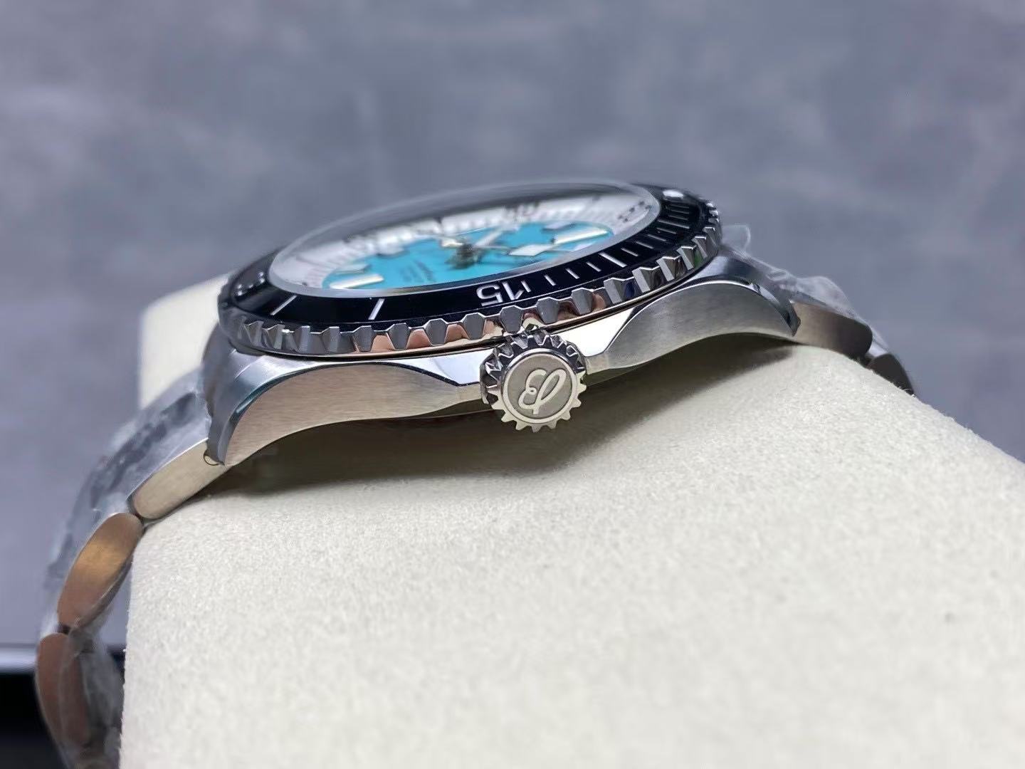 BREITLING  ブライトリング  スーパーオーシャン オートマチック 36