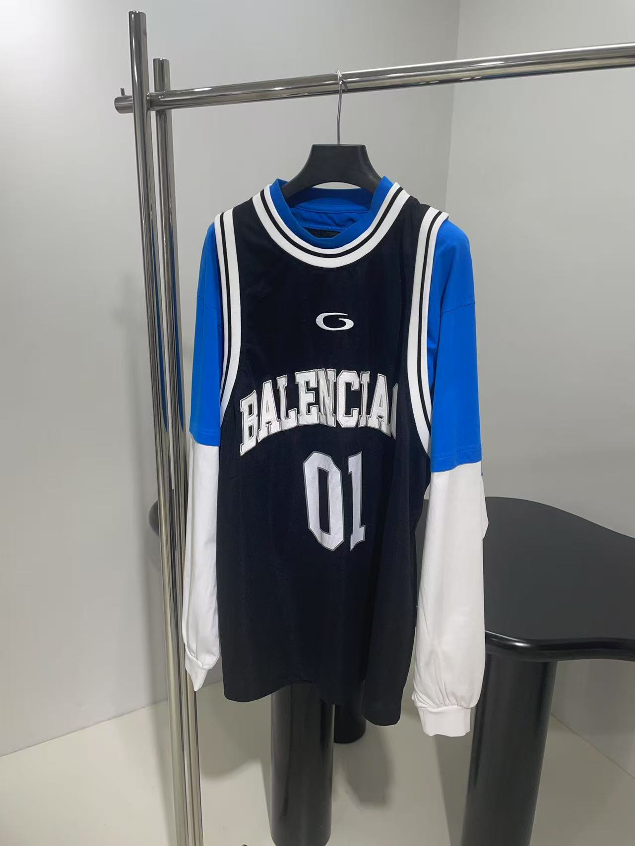 Balenciaga ブラック/ホワイト の メンズ BASKETBALL SERIES - レイヤード ロングスリーブ Tシャツ