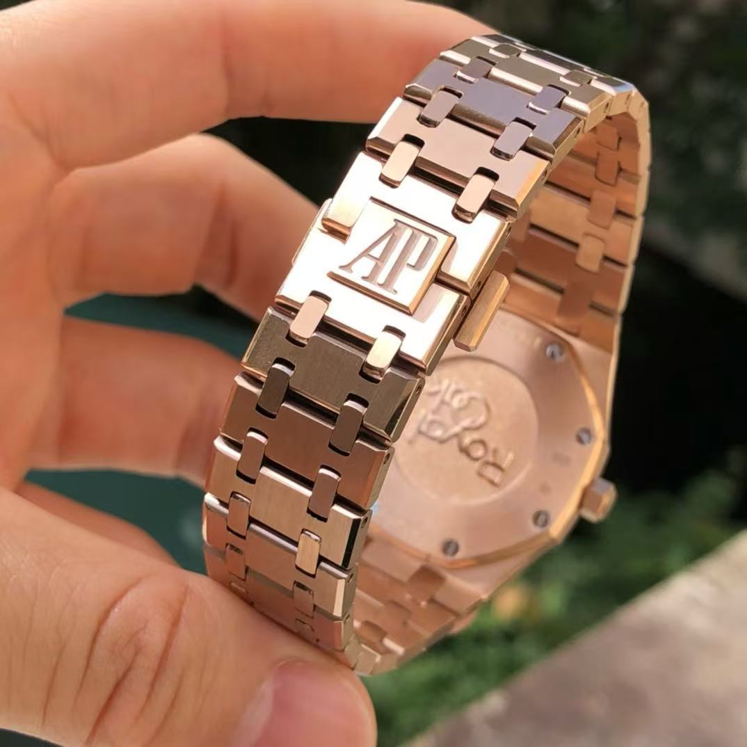 Audemars Piguet  オーデマピゲ  ロイヤル オーク オートマティック