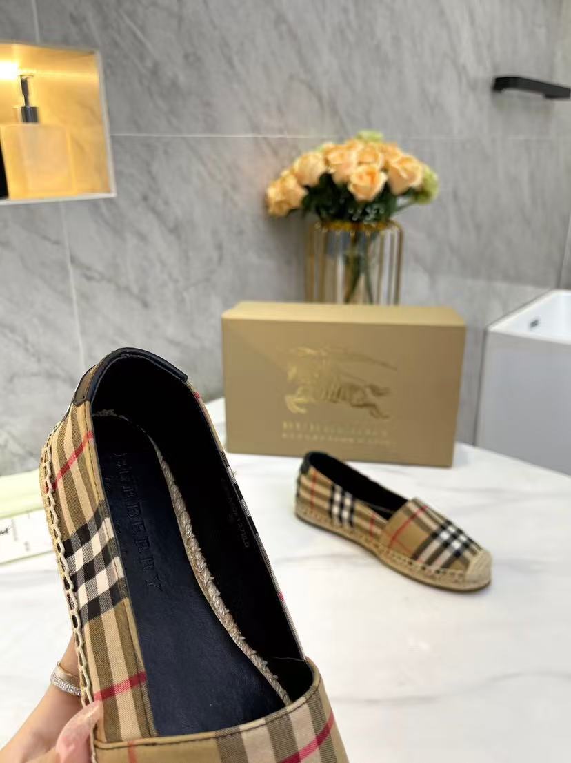 Burberry チェック ミューズ エスパドリーユ