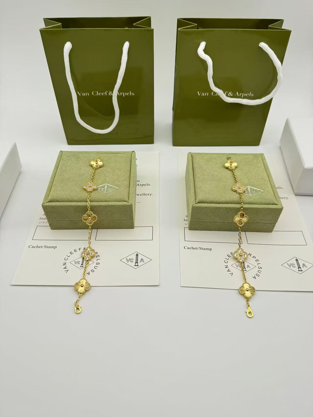 ヴィンテージ アルハンブラ ブレスレット、5モチーフ