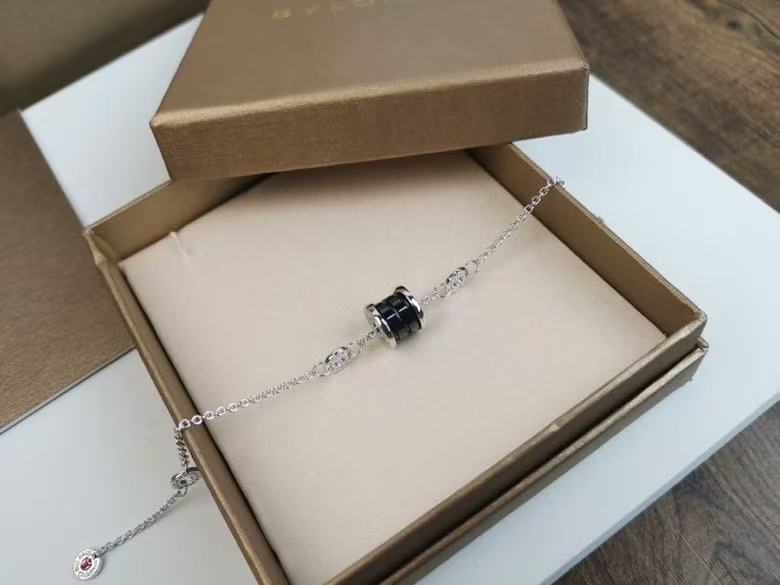 Bvlgari セーブ・ザ・チルドレン ブレスレット