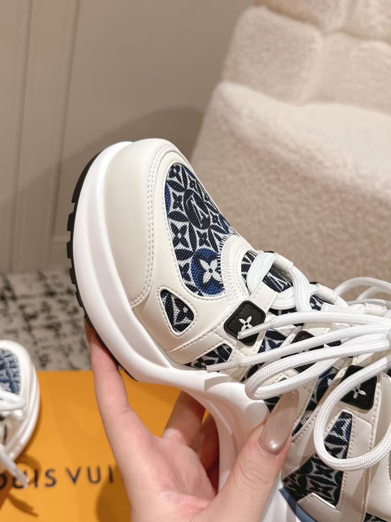 Louis vuitton アークライト スニーカー