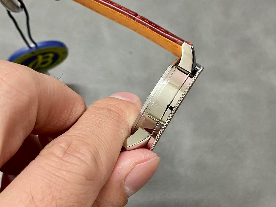 BREITLING  ブライトリング  ナビタイマー オートマチック 36