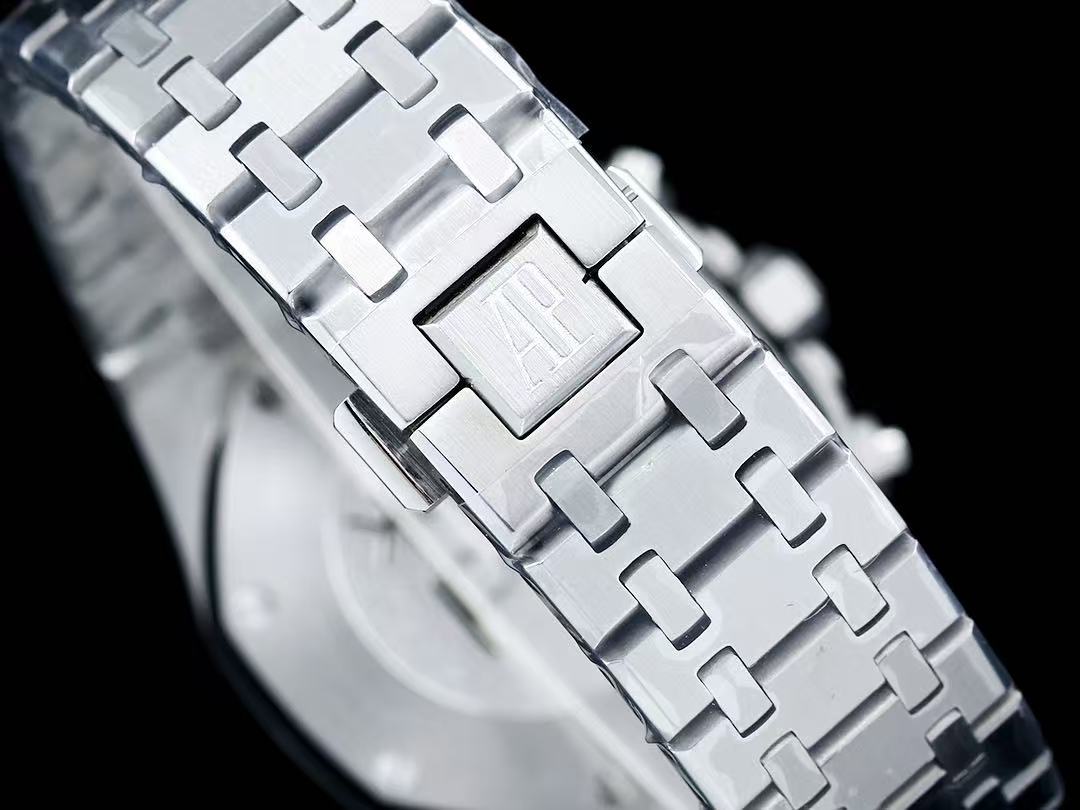 Audemars Piguet  オーデマピゲ ロイヤル オーク クロノグラフ