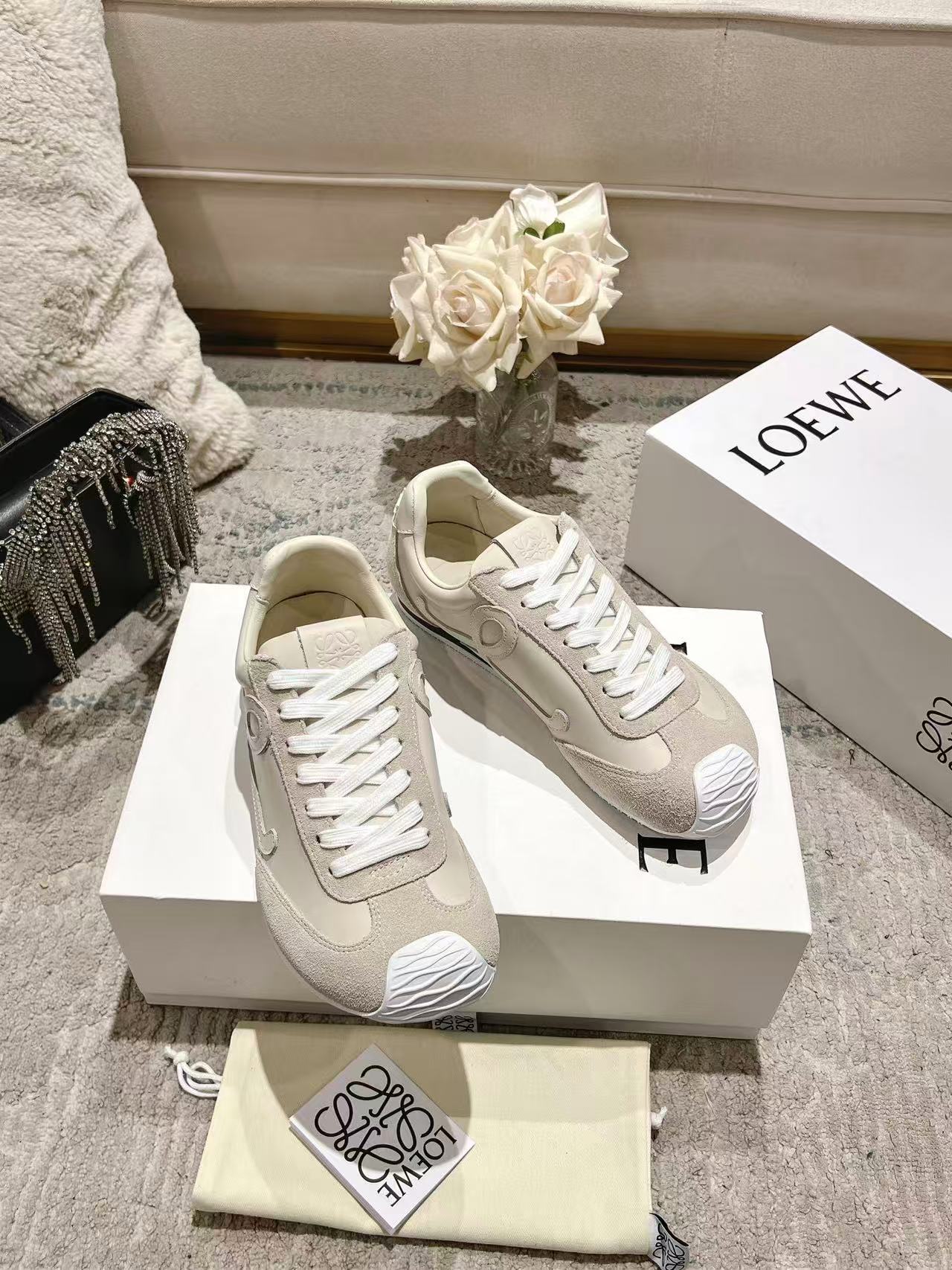 Loewe バレエランナー 2.0（ソフトカーフ）