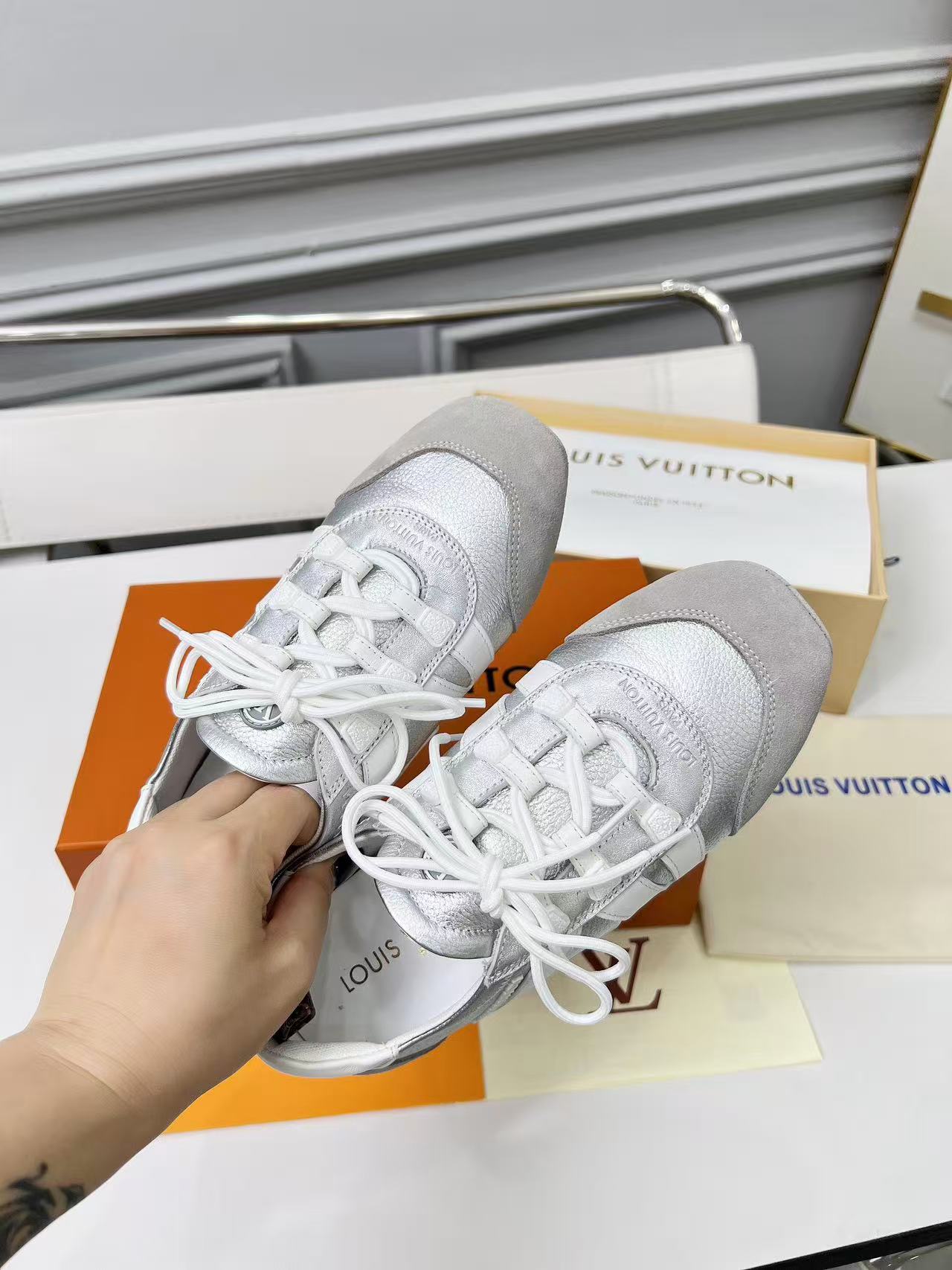 Louis vuitton スニーカリーナ