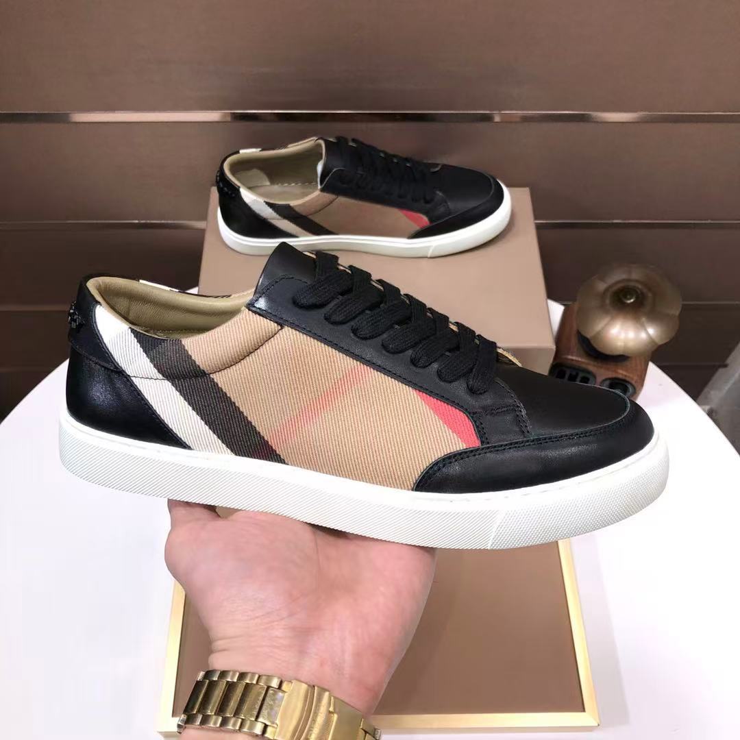 Burberry ハウスチェック＆レザー スニーカー