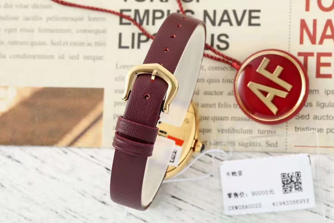 Cartier Baignoire watch ベニュワール ウォッチ