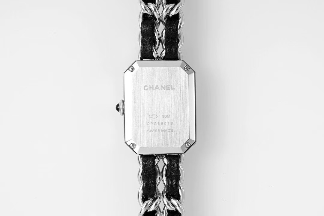 CHANEL プルミエール アイコニック チェーン