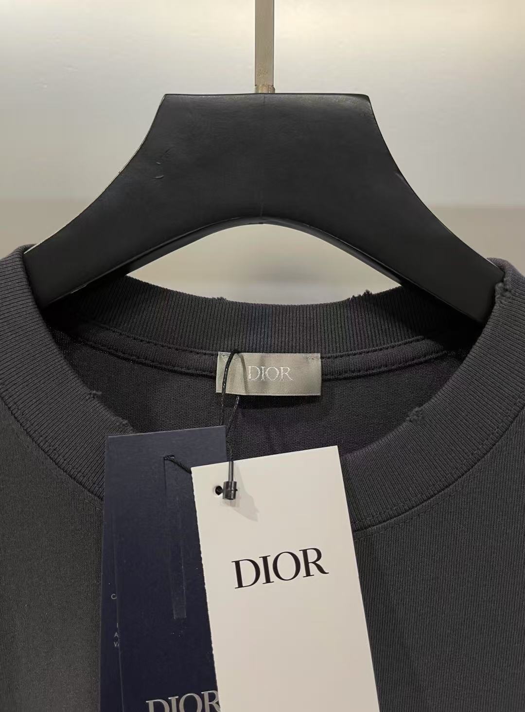 Christian Dior Couture スズラン Tシャツ (リラックス フィット) コットンジャージー