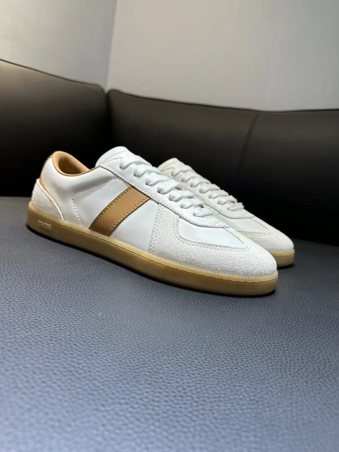 DIOR B01 マッチポイント スニーカー