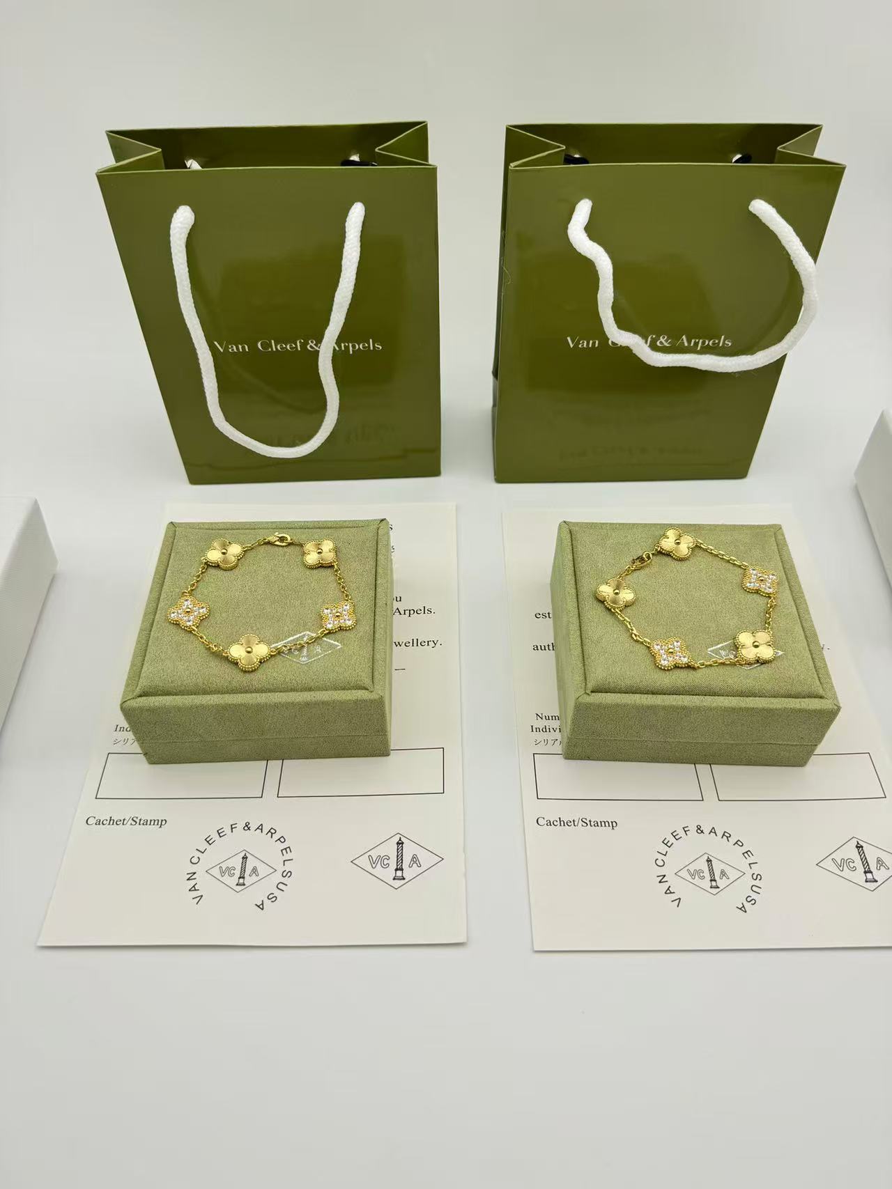 ヴィンテージ アルハンブラ ブレスレット、5モチーフ