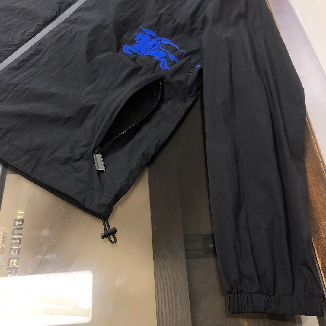 Burberry ナイロンジャケット