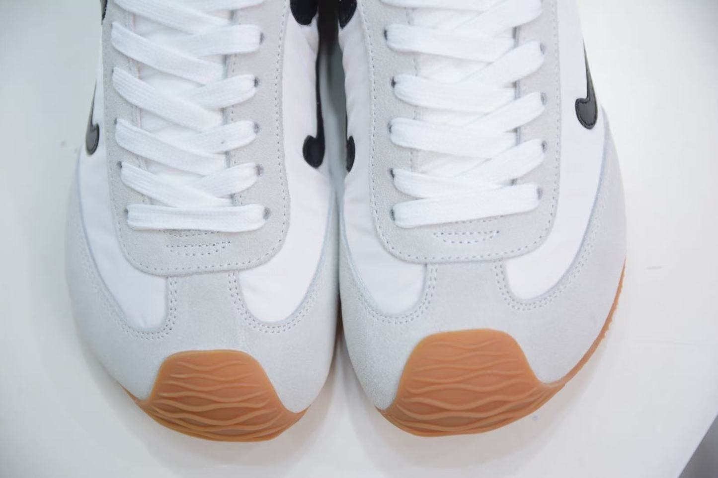 Loewe バレエランナー 2.0（ナイロン&カーフ）