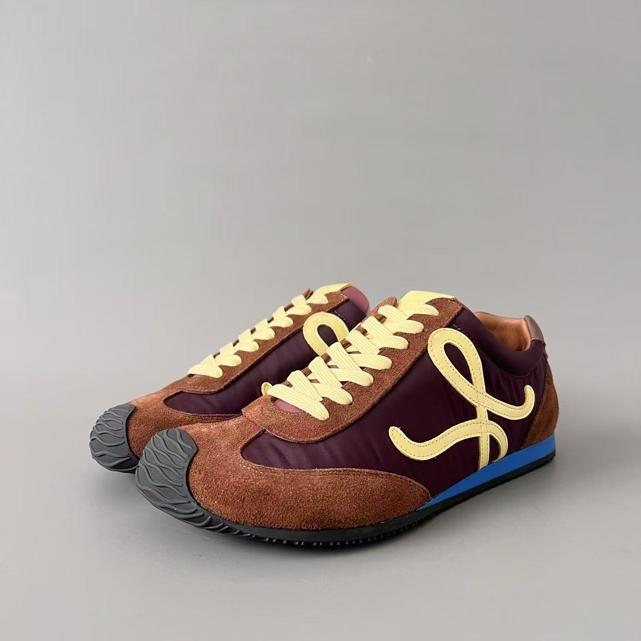 Loewe バレエランナー 2.0（ナイロン&カーフ）