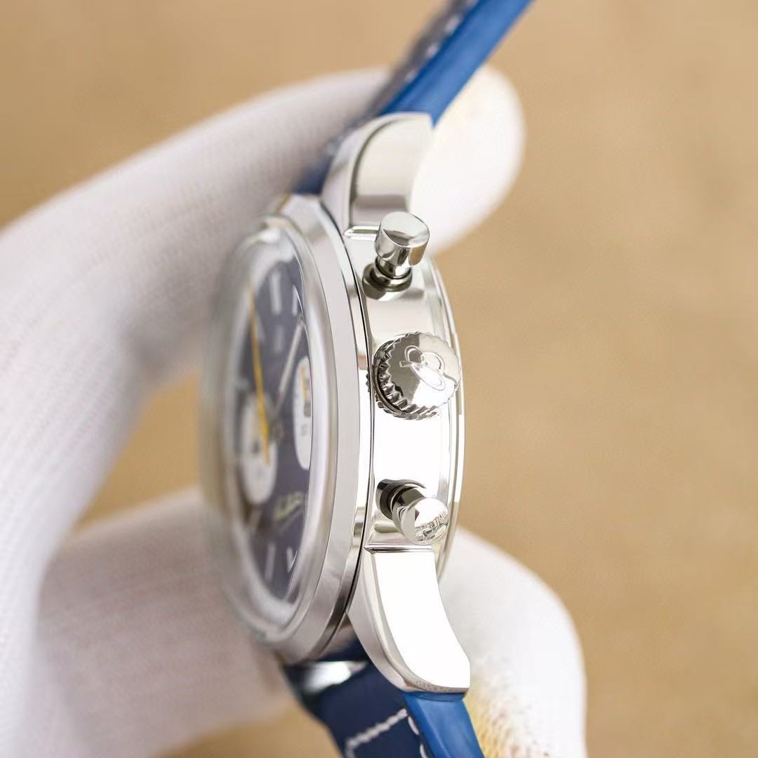 BREITLING  ブライトリング  トップタイム B01 ジーノ・バルタリ