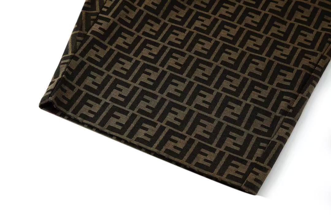 Fendi ブラウンファブリック バミューダパンツ