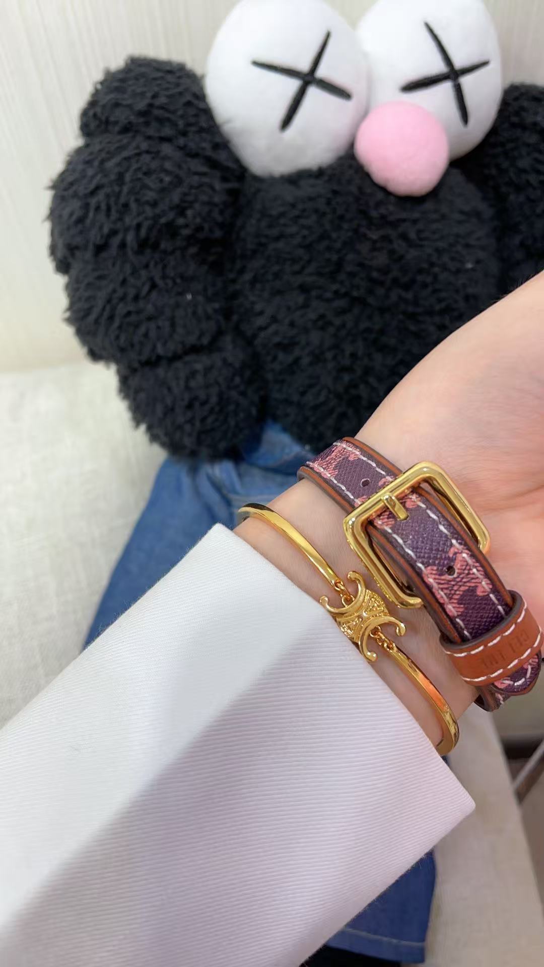 CELINE トリオンフ アーティキュレート ブレスレット / ゴールドフィニッシュ ブラス