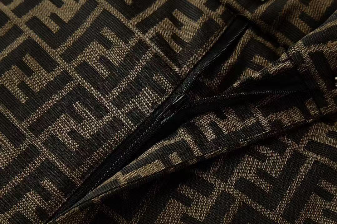 Fendi ブラウンファブリック バミューダパンツ