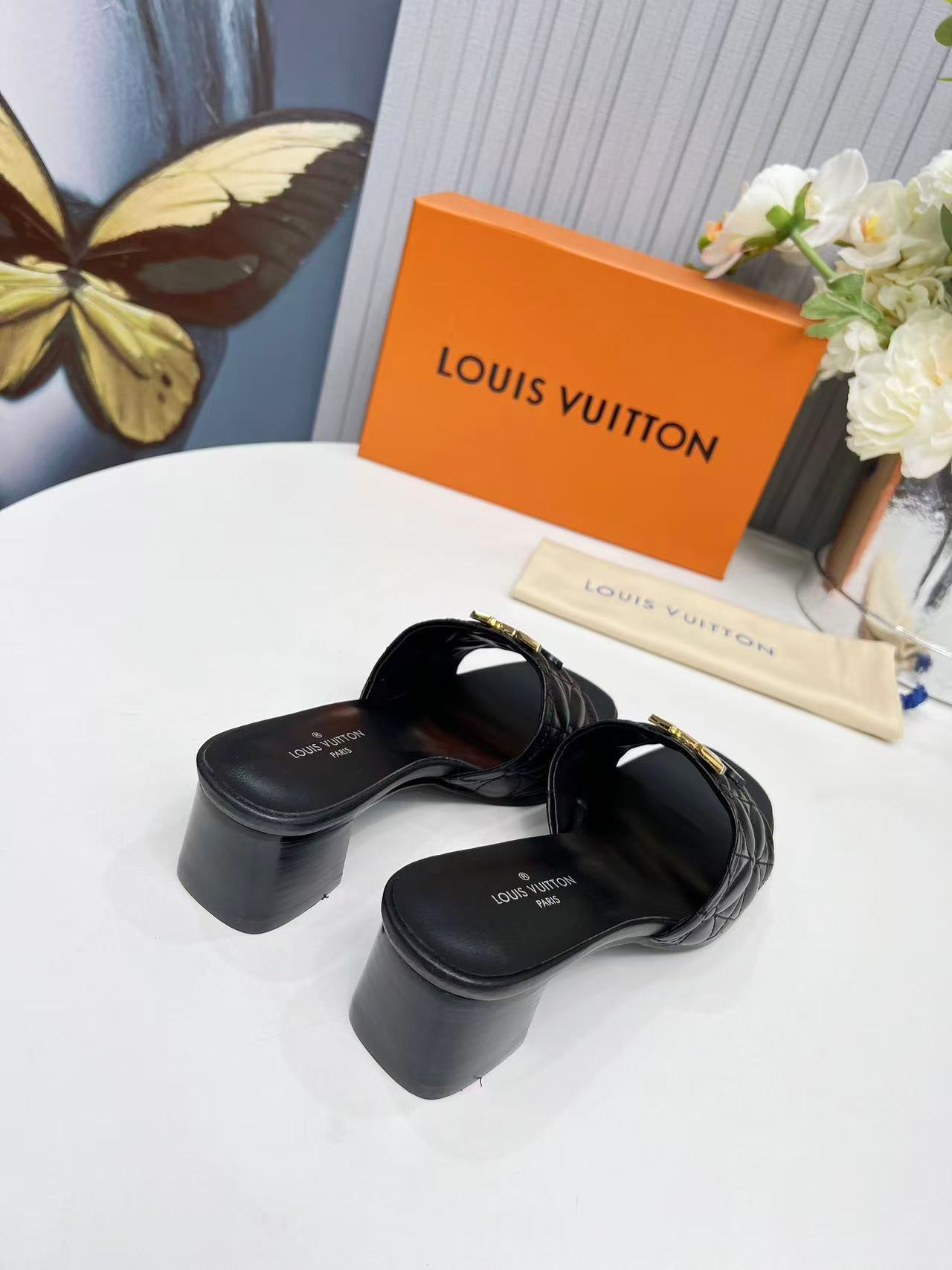 Louis vuitton マレ ミュール