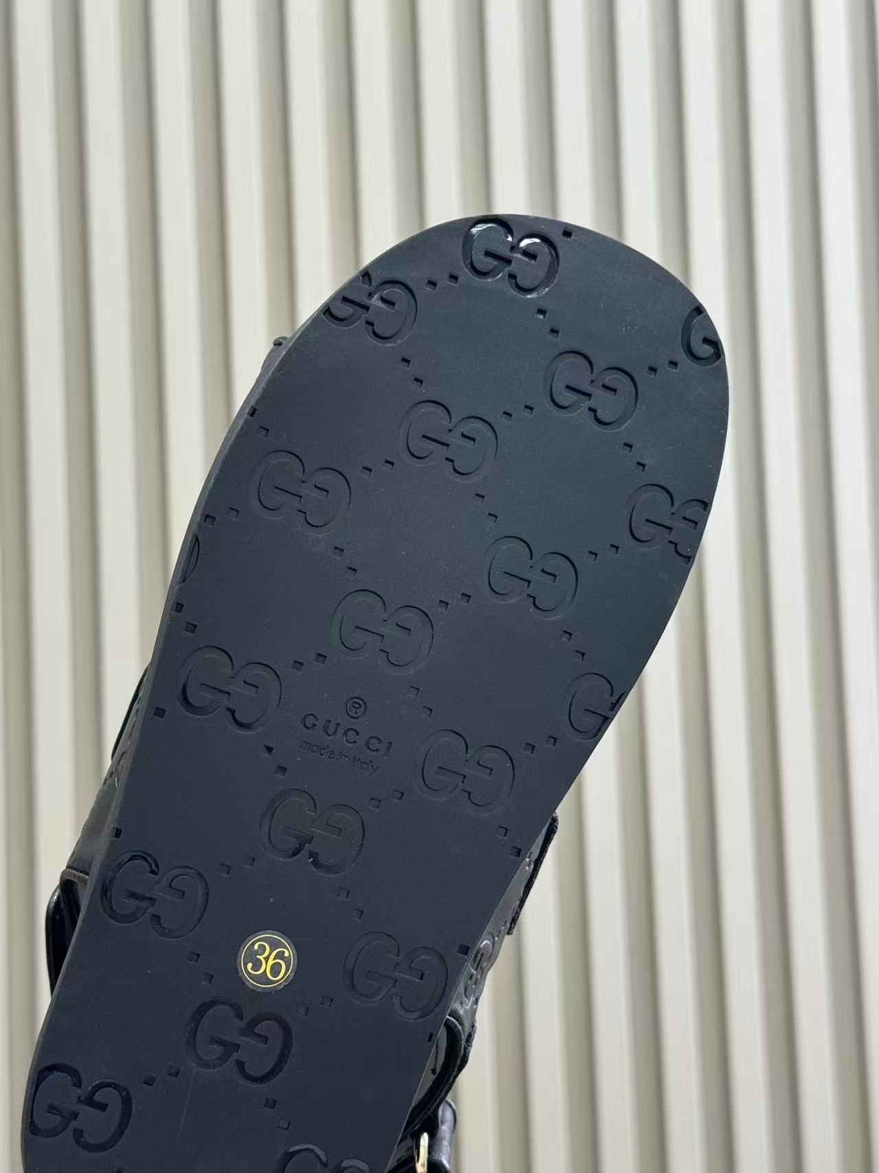 GUCCI ダブルG ウィメンズ サンダル