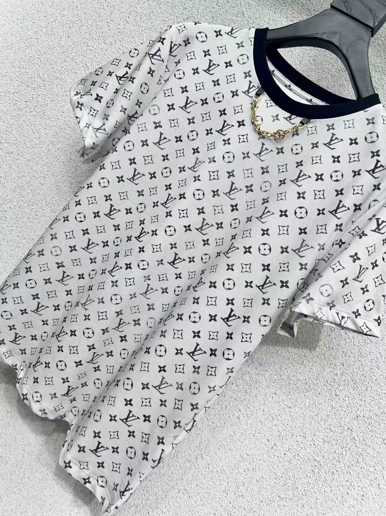 Louis vuitton ウォッシュド モノグラム Tシャツ