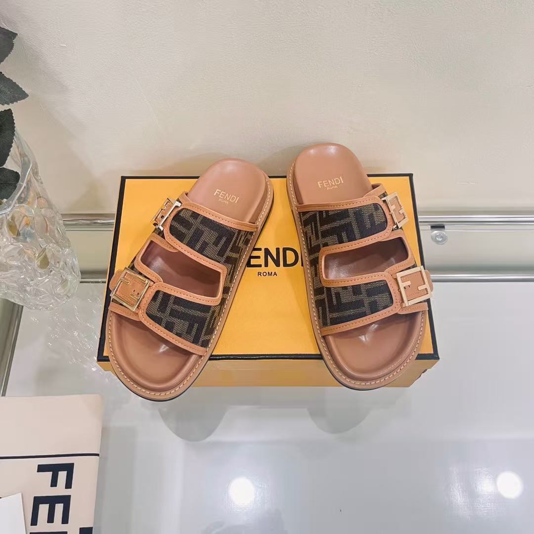 Fendi フェンディ フィール サンダル